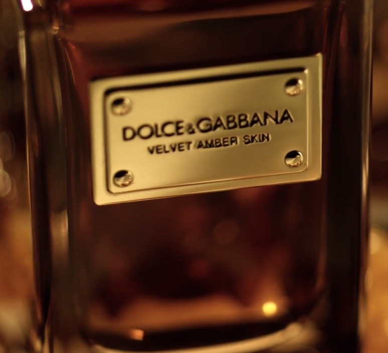 Изображение парфюма Dolce and Gabbana Velvet Amber Skin