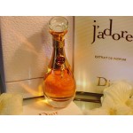 Реклама J'Adore Extrait de Parfum Christian Dior