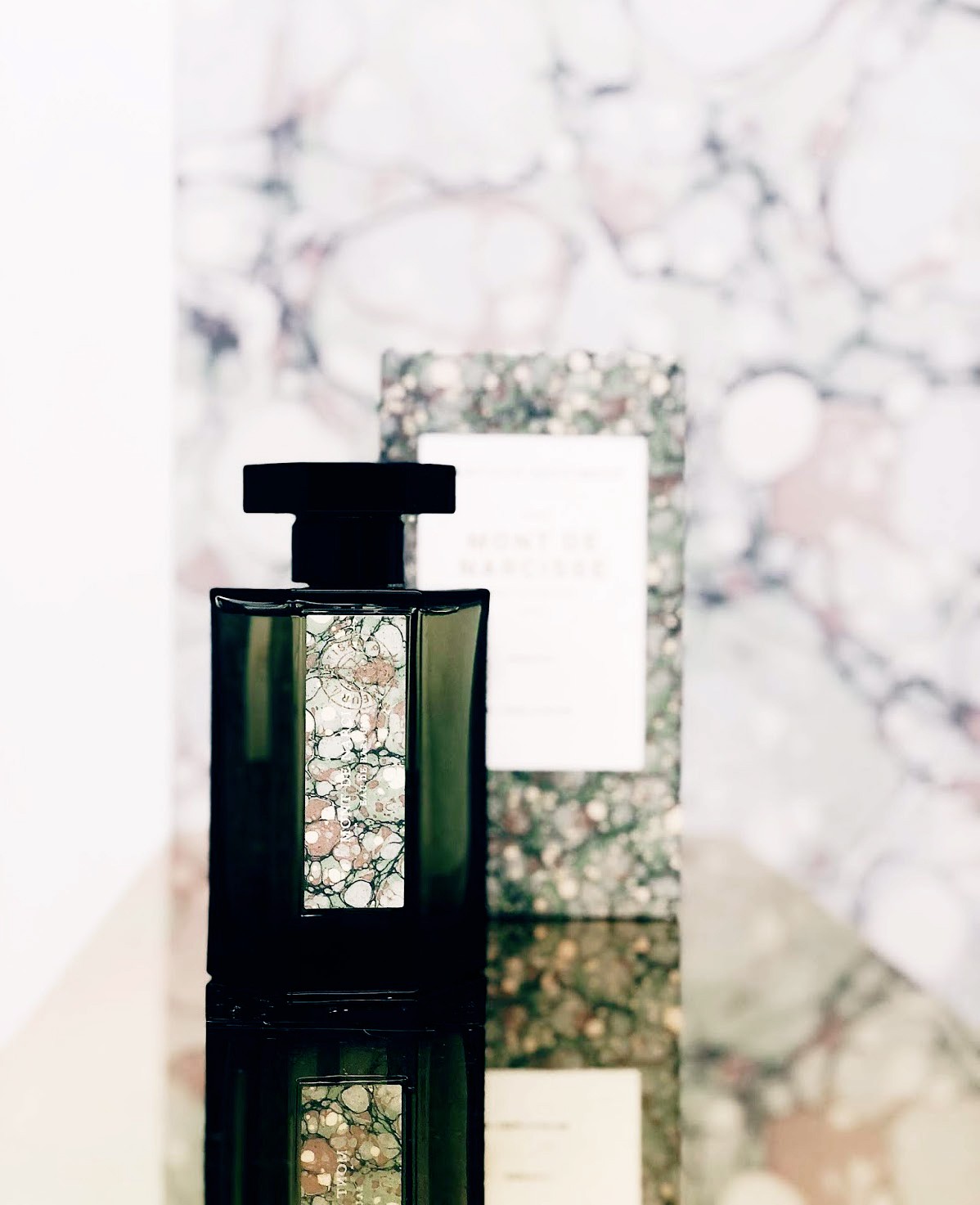 Изображение парфюма L'Artisan Parfumeur Mont de Narcisse