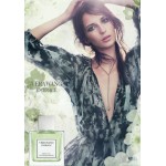 Реклама Embrace - Green Tea & Pear Blossom Vera Wang