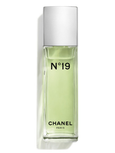 Изображение парфюма Chanel N°19 Eau de Toilette 2023